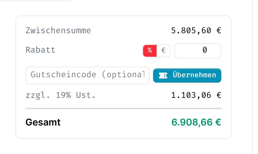 Summenblock mit Zwischensumme, Rabatt, Gutscheincode, Steuer und Gesamtbetrag